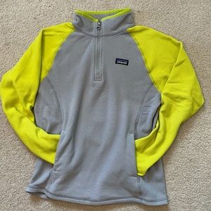 Patagonia pull over zipper fleece